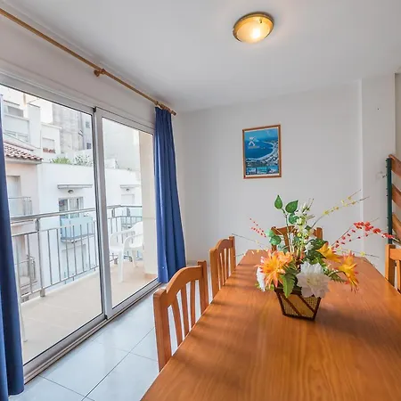 Ar Easy Nautic Apartment *