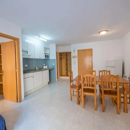 Ar Easy Nautic Apartment *
